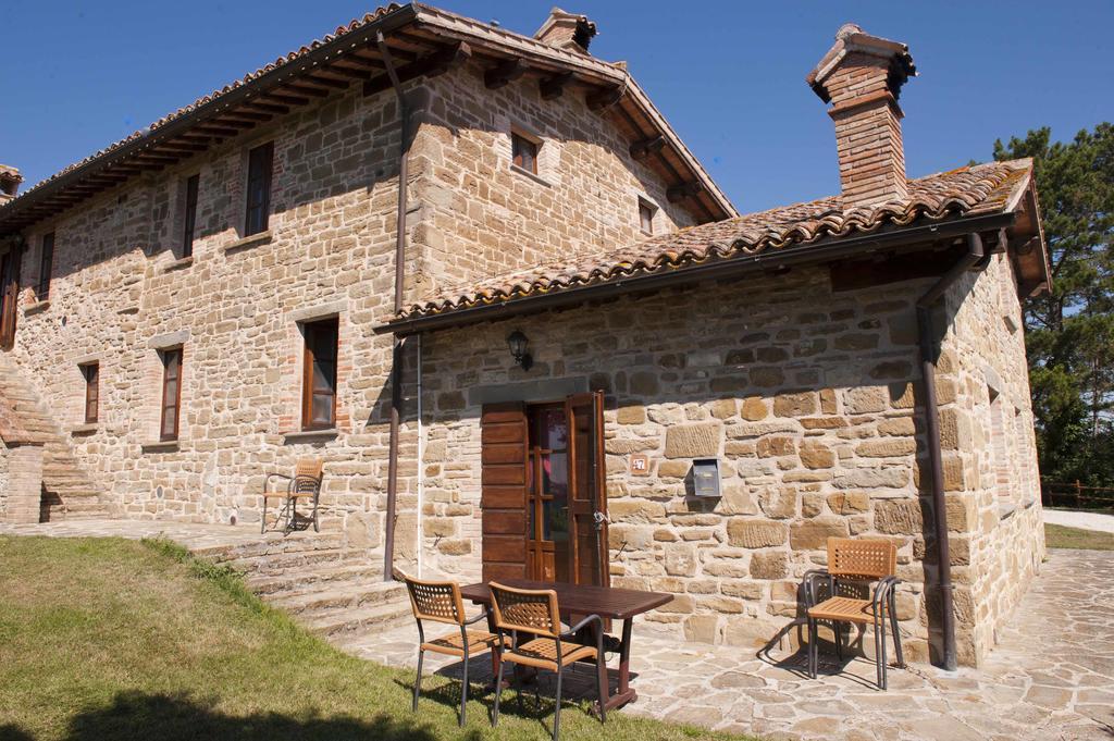 Agriturismo Tenuta Di Biscina Εξωτερικό φωτογραφία