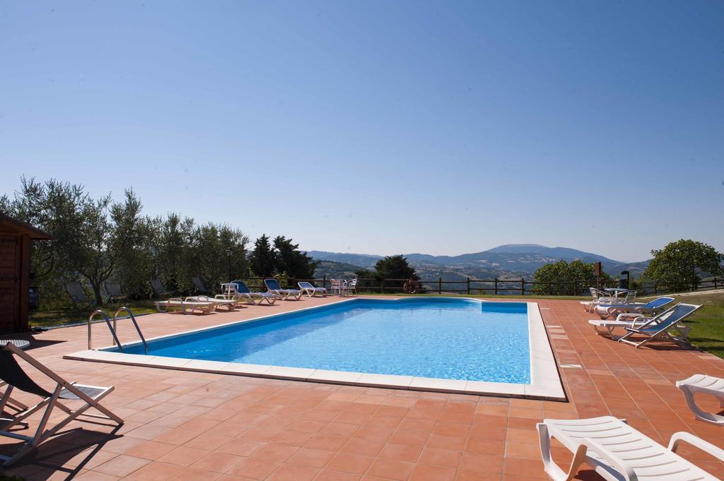 Agriturismo Tenuta Di Biscina Εξωτερικό φωτογραφία