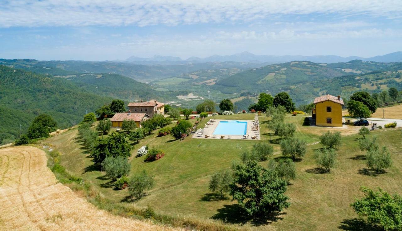 Agriturismo Tenuta Di Biscina Εξωτερικό φωτογραφία